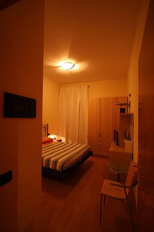 Bed And Breakfast Centrostorico ซาร์นีโก ภายนอก รูปภาพ